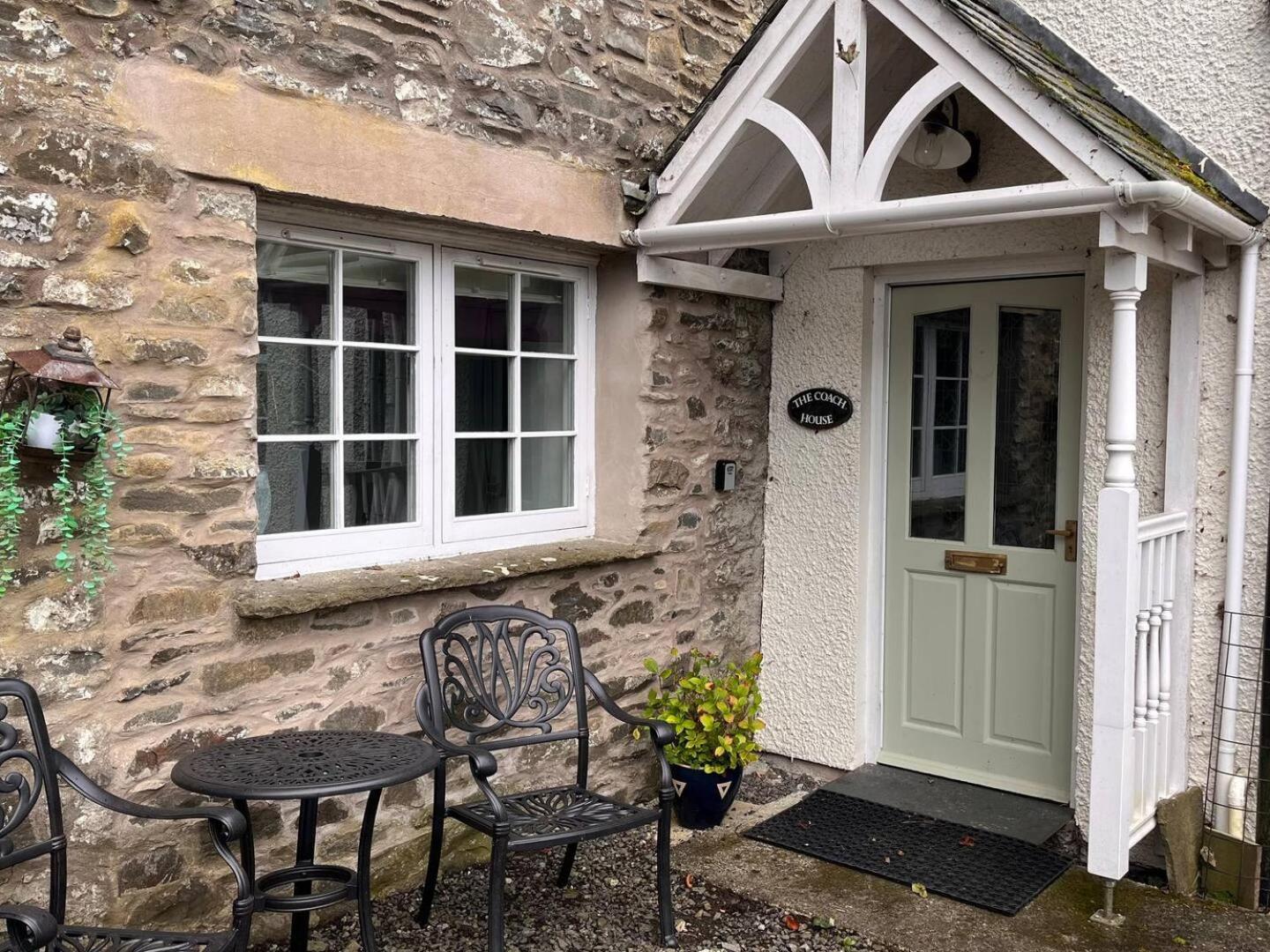 The Coach House - In The Countryside Guest House Kendal Exterior photo